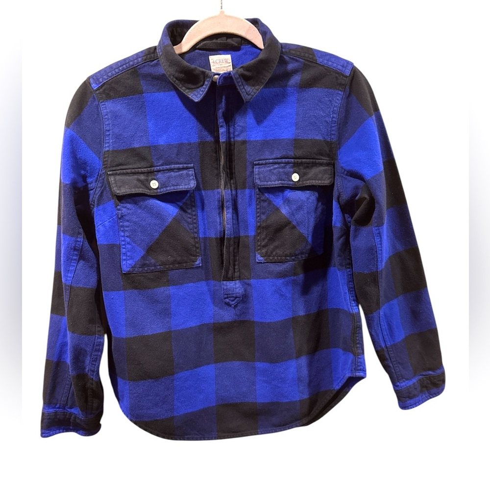 J Crew women's Buffalo Check Shirt jacket
BLUE AND BLACK size small‎